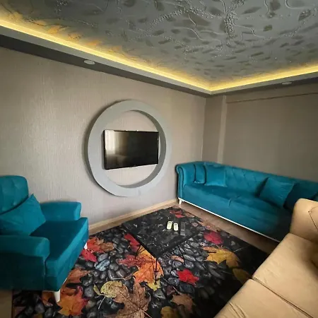 Cesur Renthal House *